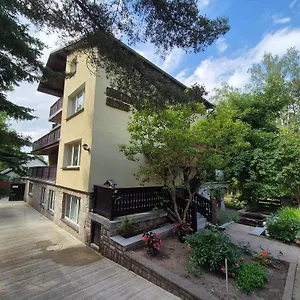 https://willa-elzbieta.karpacz-hotel.com